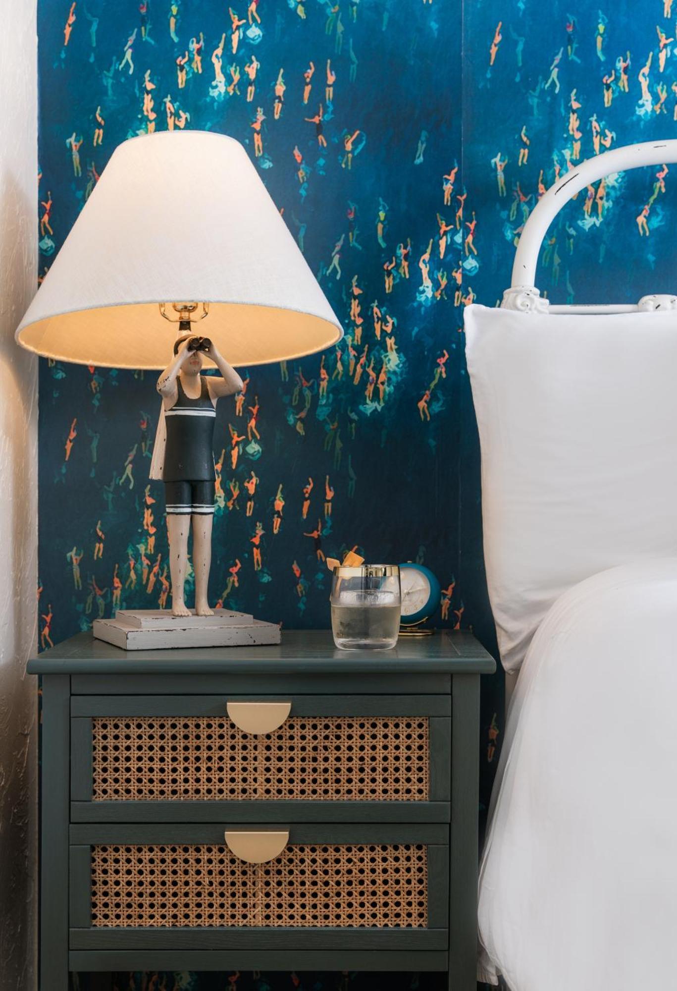 Petit Soleil - Bed, Breakfast And Bar Bed & Breakfast San Luis Obispo Exterior photo