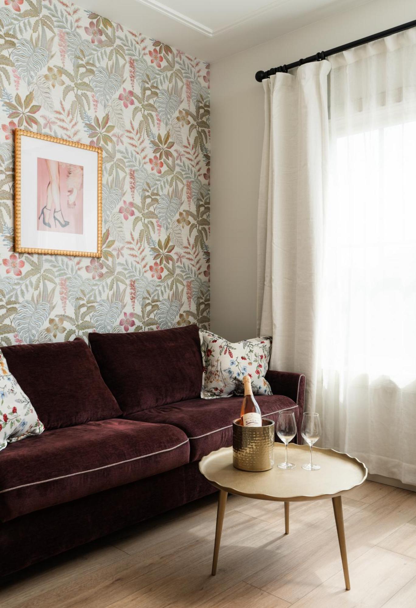 Petit Soleil - Bed, Breakfast And Bar Bed & Breakfast San Luis Obispo Exterior photo